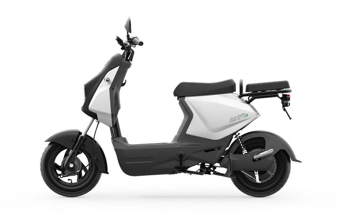 Xe máy điện AMIO S - Màu Trắng Ngọc Trai 